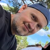 Aleks82